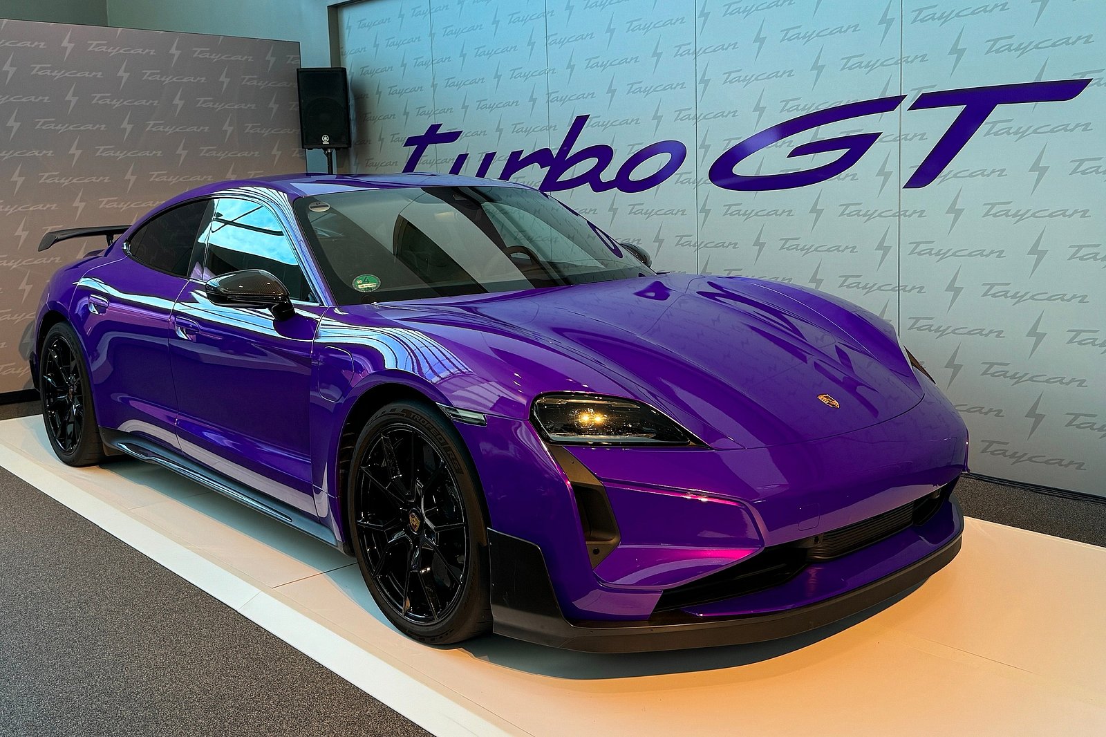 2025 Porsche Taycan Turbo GT